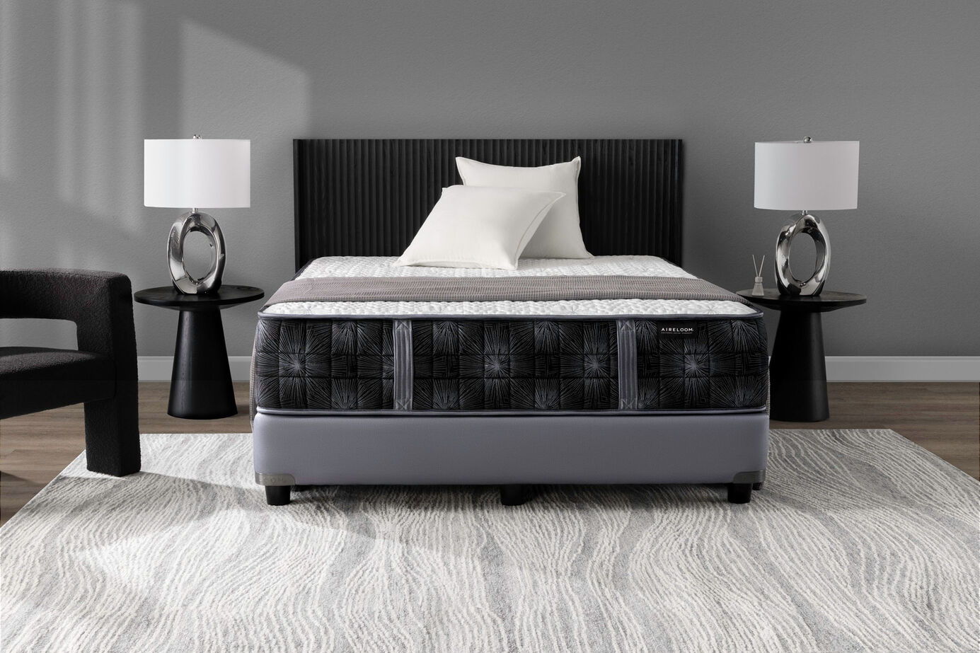 Pinnacle Summit Hybrid Extra Firm